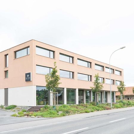 Wyna Motel Neudorf ภายนอก รูปภาพ