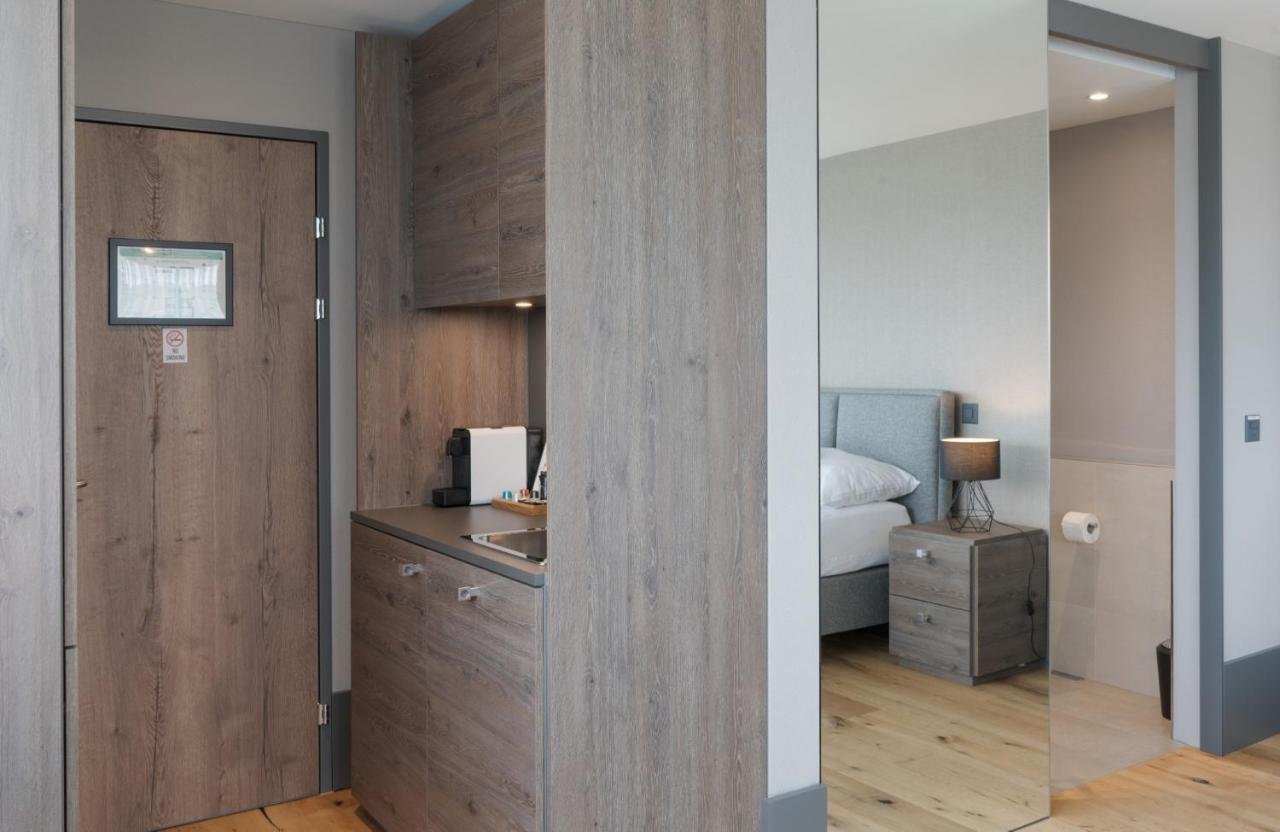 Wyna Motel Neudorf ภายนอก รูปภาพ